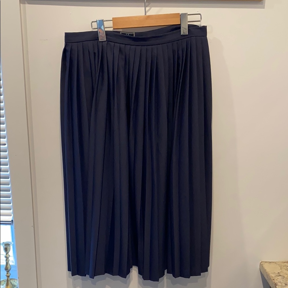 Elegant dark navy Pleated Skirt